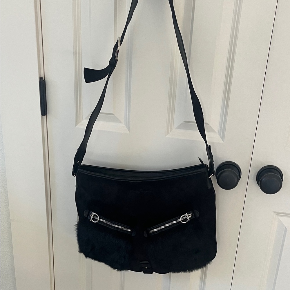 Black Salvatore Ferragamo rabbit Fur-Trimmed Shoulder Bag New